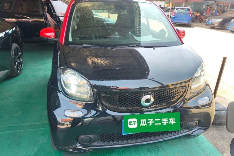 Used smart fortwo 2015 1.0L 52 kW Hardtop Passion Edition
