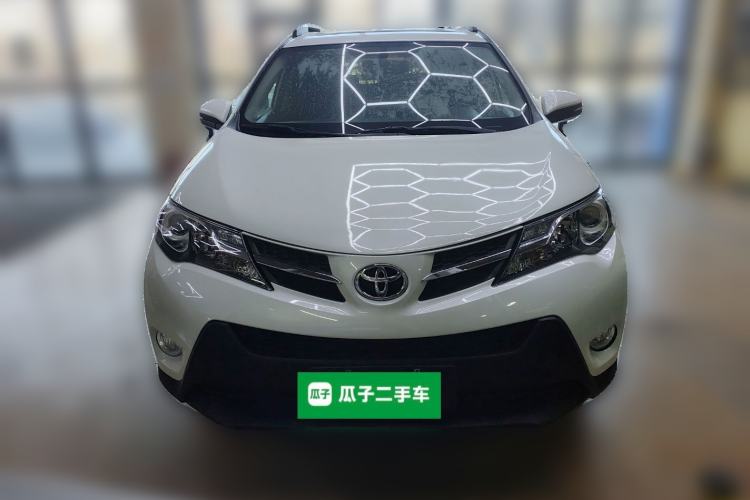 Used Toyota RAV4 2015 2.0L CVT Four-Wheel Drive New Edition
