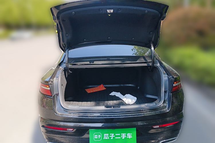 Used Geely Auto Preface 2023 1.5TD Fuyao Version Trunk