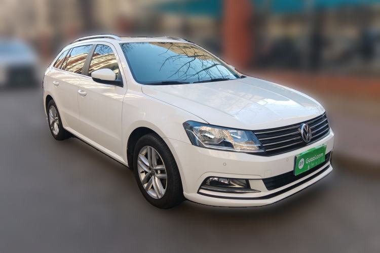 Used Volkswagen Gran Lavida 2015 230TSI DSG Comfort Edition
