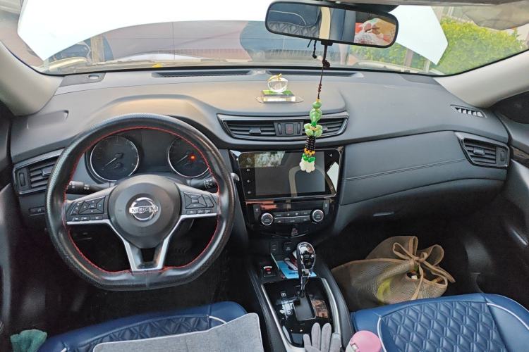 Used Nissan X-Trail 2019 2.0L CVT Smart Connect Comfort Edition 2WD
