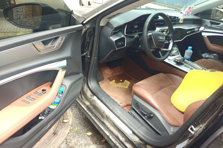 Used Audi A7L 2024 45 TFSI Luxury Edition Driver Seat