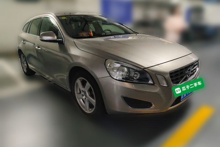 Used Volvo V60 2013 T5 Zhiya Edition
