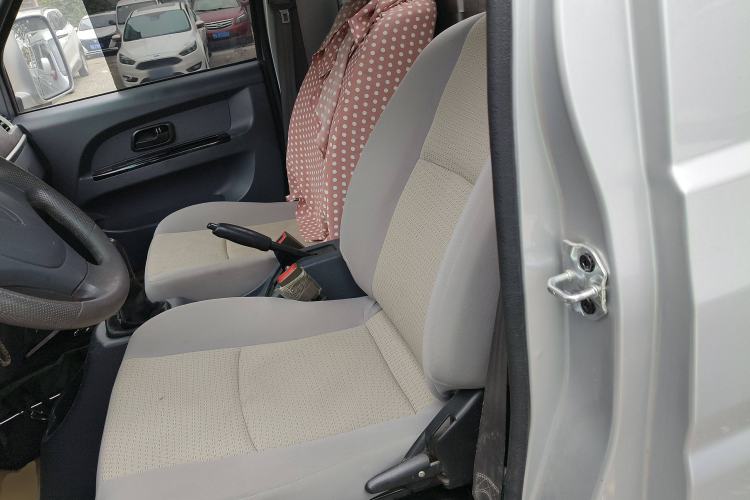 Used Jinbei T5 2022 1.6L Standard Version Rear Dual Wheels 3.4 Meters China VI SWD16M