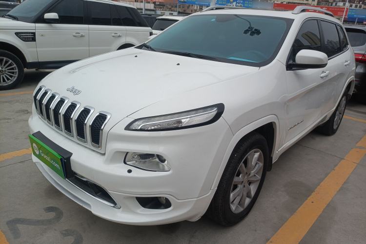 Used Jeep Cherokee 2017 2.4L Professional Smart Edition