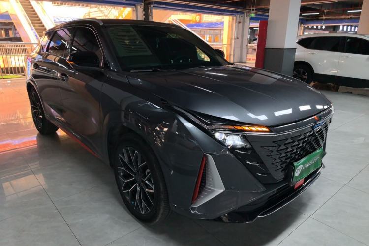 Used Oshan Z6 2023 Blue Whale 1.5T DCT Smart Luxury Model