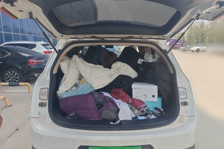 Used Baojun 560 2016 1.5T Manual Comfort Edition Trunk