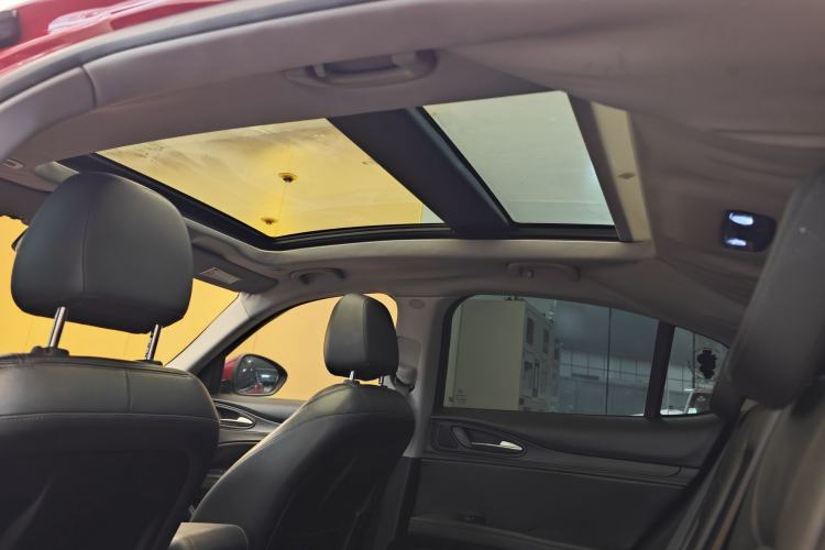 Used Alfa Romeo Stelvio 2017 2.0T 200HP Elite Edition
