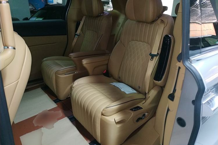 Used VOYAH Dream 2022 Low-Carbon Edition Dream+ Smart Enjoyment Package Left Rear Seat