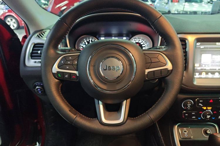 Used Jeep Compass 2017 200T Automatic Family Edition