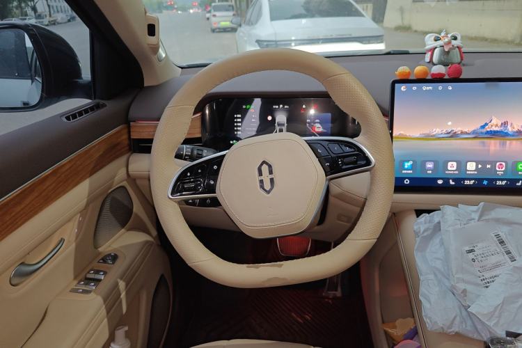 Used Hima AITO M7 2024 1.5T Intelligent Driving 4WD Max Edition 5 Seats Steering Wheel