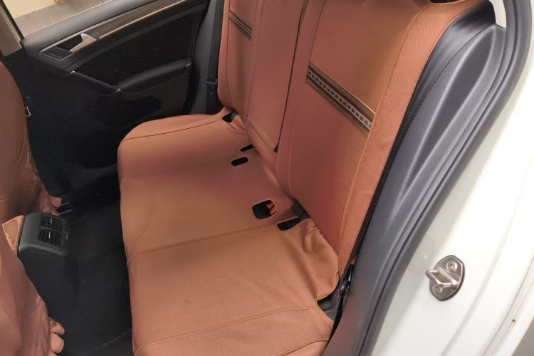 Used Volkswagen Golf 2014 1.6L Automatic Comfort Model
