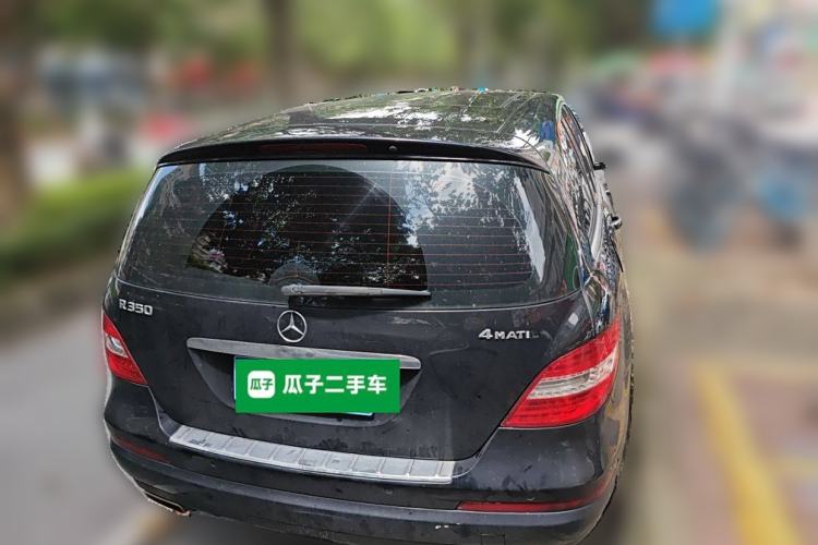 Used Mercedes-Benz R-Class 2010 R 350 L 4MATIC Rear