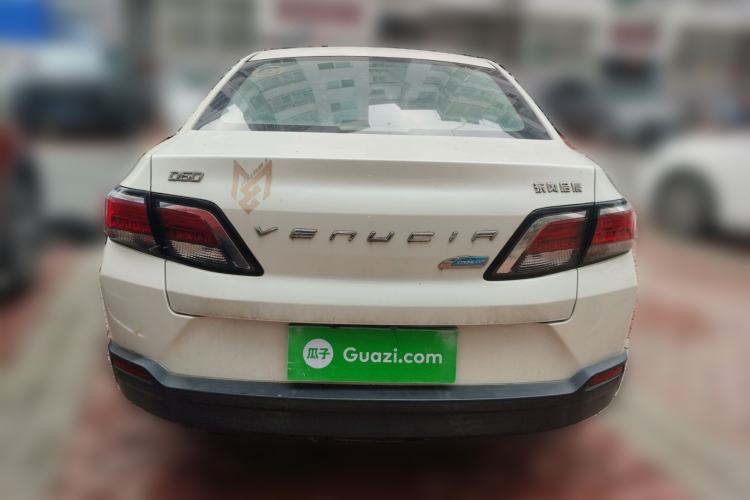 Used Venucia D60 2019 100 000-Yuan Glory 1.6L XE CVT Chenxiang Edition China VI Standard