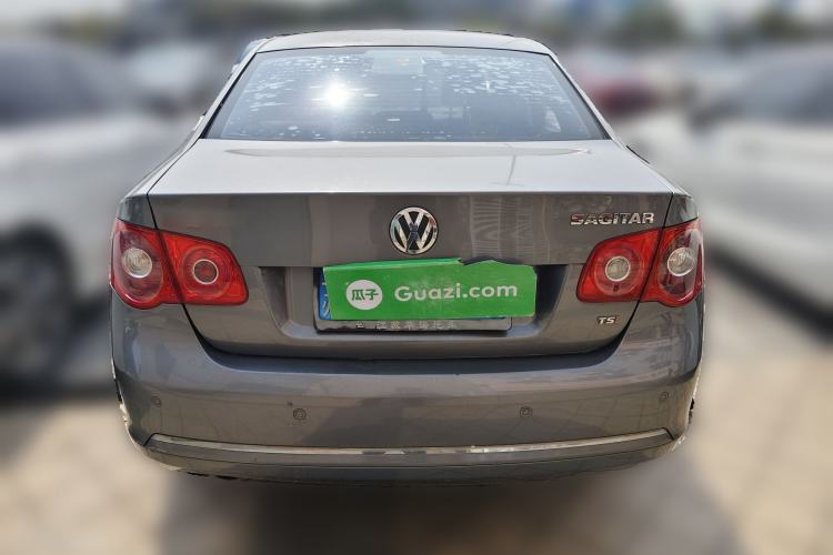 Used Volkswagen Sagitar 2011 1.4 TSI Automatic Luxury Edition
