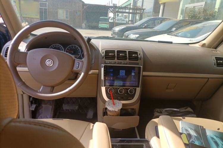 Used Buick GL8 2014 2.4L Classic Edition Center Console