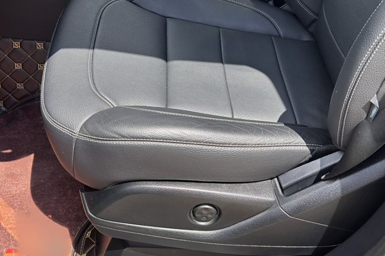 Used Mercedes-Benz M-Class 2015 ML 400 4MATIC Dynamic Model
