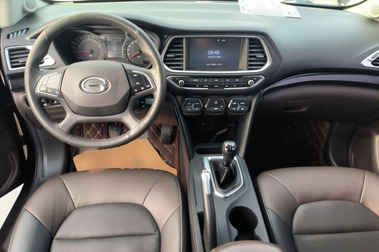 Used GAC Trumpchi GS4 2017 235T Manual Two-Wheel Drive Luxury Edition