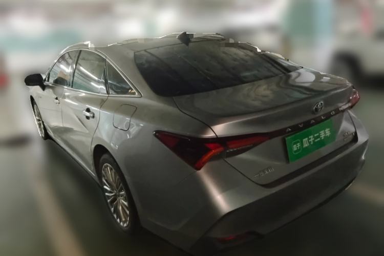 Used Toyota Avalon 2019 Dual-Engine 2.5L XLE Prestige Version China VI Standard Rear Left 45 Deg