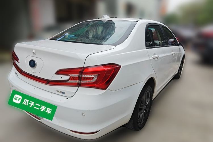 Used BYD Qin New Energy 2017 Qin 1.5T 100 Rear Right 45 Deg
