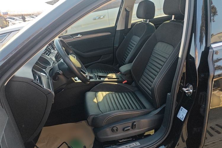 Used Volkswagen Magotan 2020 330TSI DSG Leading Model
