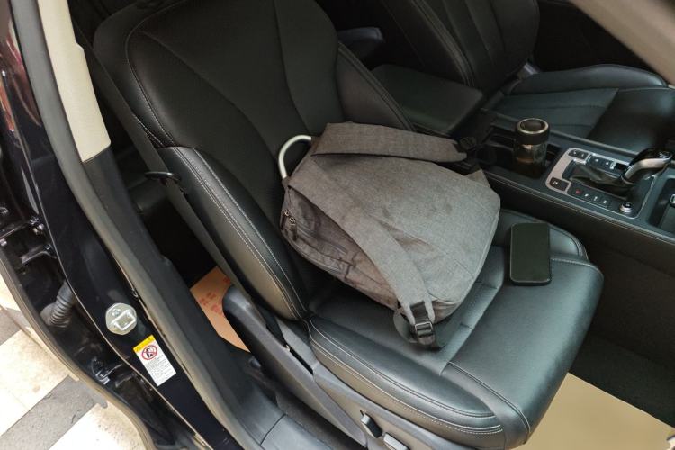 Used BYD Tang 2018 2.0T Automatic Smart Connect Prestige 7-Seater China V Standard Right Front Seat