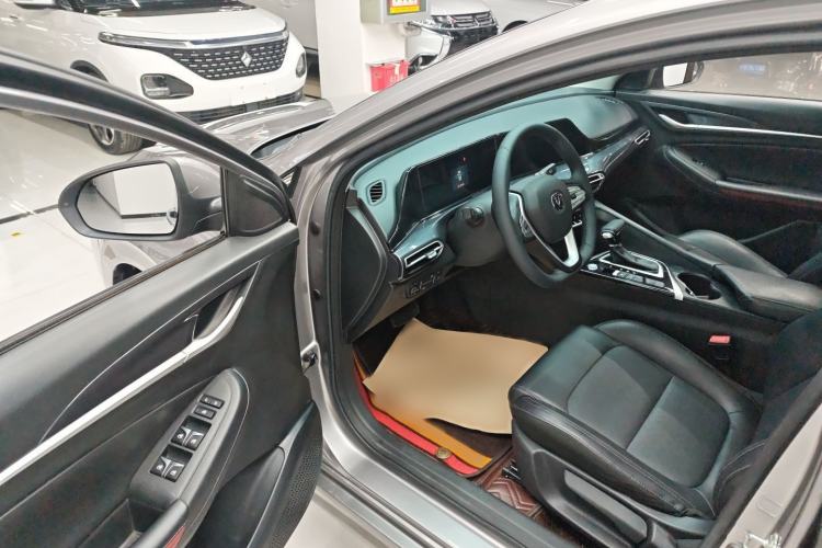 Used CHANGAN Eado 2020 PLUS Blue Whale NE 1.4T GDI DCT Prestige Model
