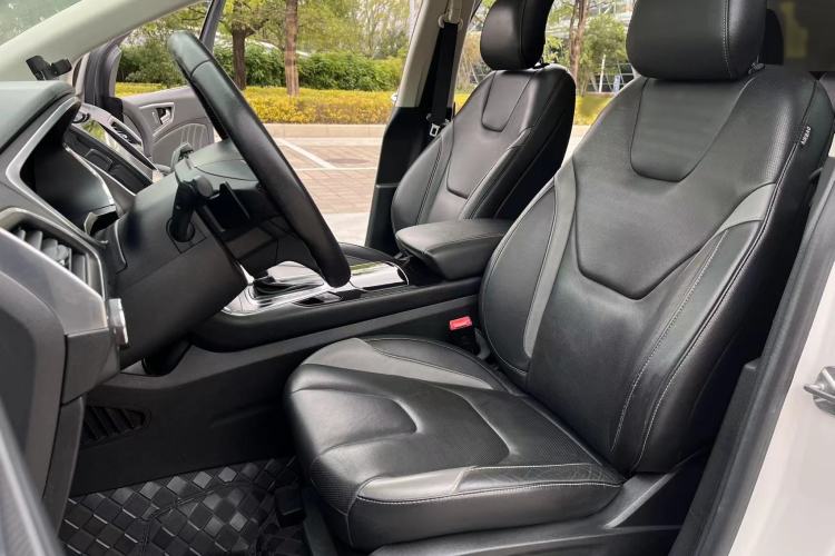 Used Ford Edge 2017 EcoBoost 245 Two-Wheel-Drive Sporty 7-Seater