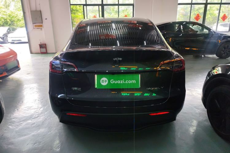 Used Tesla Model Y 2024 Long-Range All-Wheel-Drive Version Rear