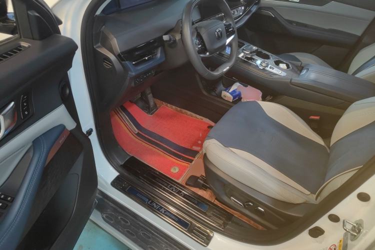 Used Changan UNI-K iDD 2022 Blue Whale iDD 130km 1.5T Prestige Model