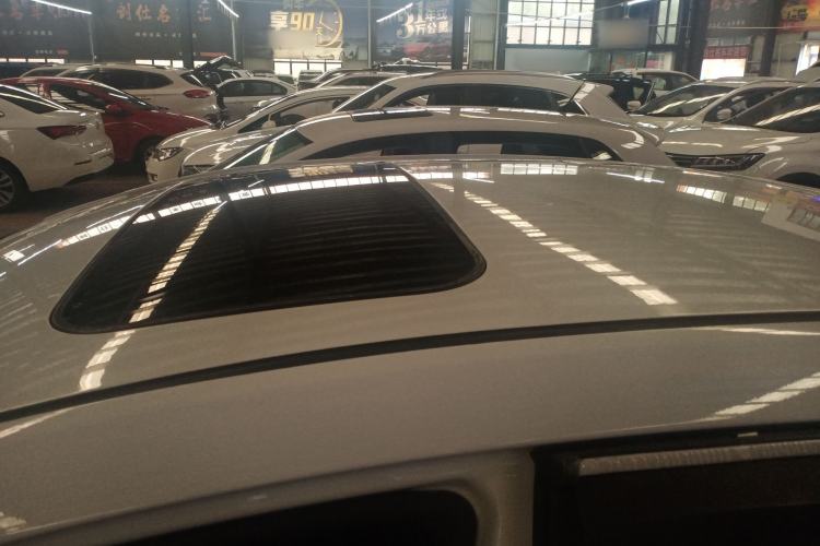 Used Geely Auto Emgrand 2017 Sedan Million Edition 1.5L Manual - Upward Version Roof