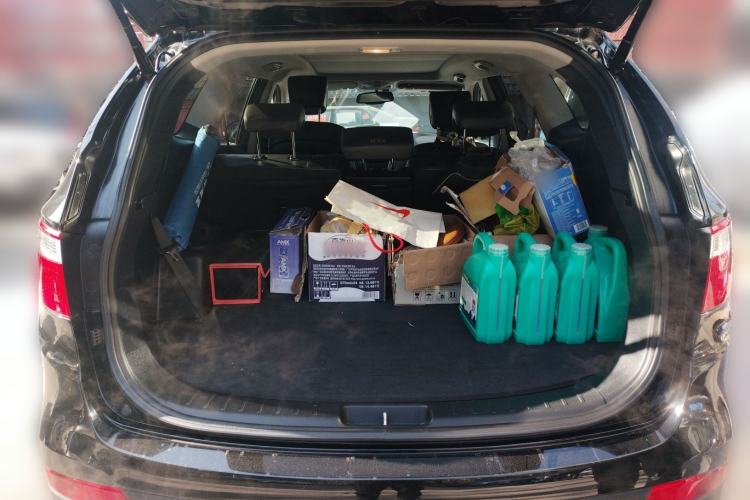 Used Hyundai Grand SantaFe 2013 3.0L 7-Seater Four-Wheel-Drive Comfort Edition Trunk