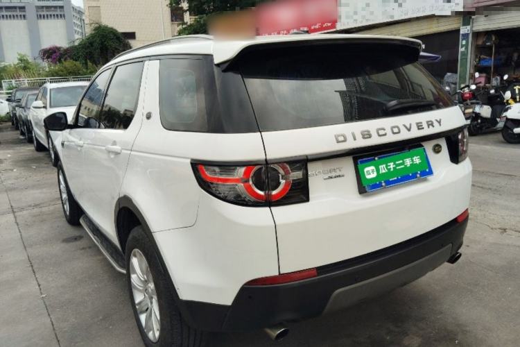 Used Land Rover Discovery Sport 2016 2.0T SE Exterior 2