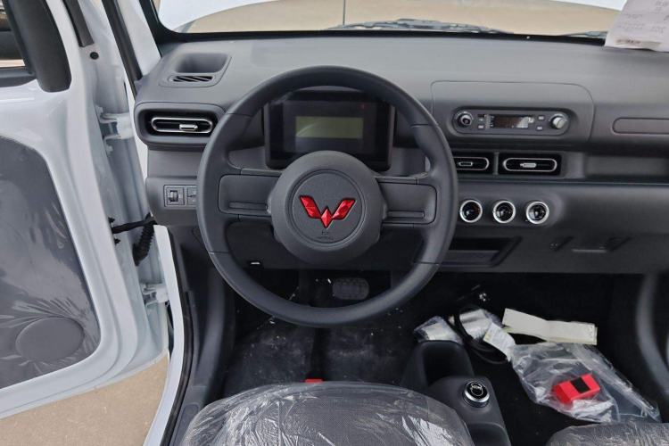 Used Wuling Zhiguang New Energy 2025 Comfort Model