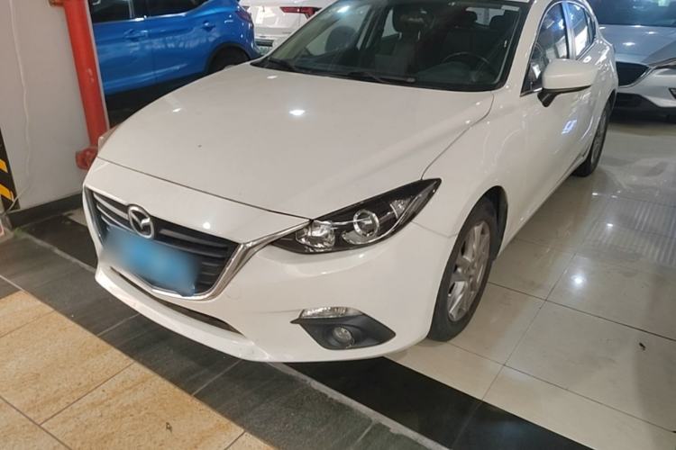 Used Mazda 3 Axela 2016 Hatchback 1.5L Automatic Comfort Model