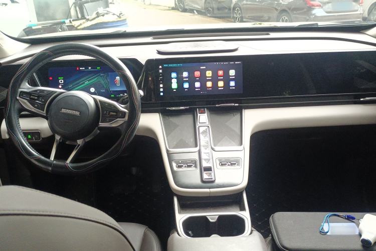 Used Haval Fierce Dragon Max 2023 1.5L Hi4 105 Four-Wheel Drive Navigation Edition Center Console