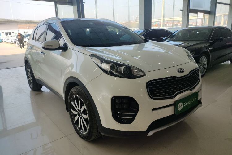 Used Kia KX5 2017 1.6T Automatic Two-Wheel Drive 15th Anniversary Special Edition DLX Front Right 45 Deg