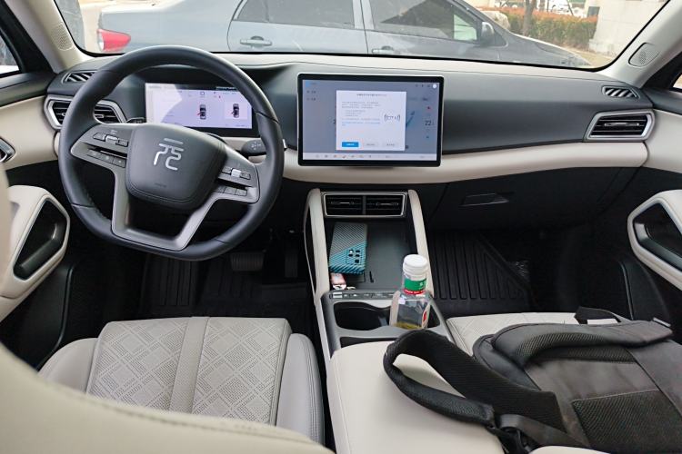 Used BYD Yuan UP 2025 Intelligent Driving Version 401 km Beyond-Range Edition
