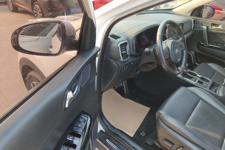 Used Kia KX5 2017 1.6T Automatic Two-Wheel Drive 15th Anniversary Special Edition DLX
