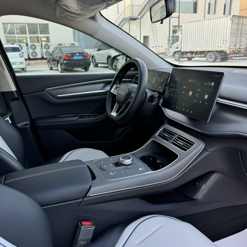 BYD Destroyer 05 2024 HONOR Edition DM-i 55KM Luxury Model — снимка 12
