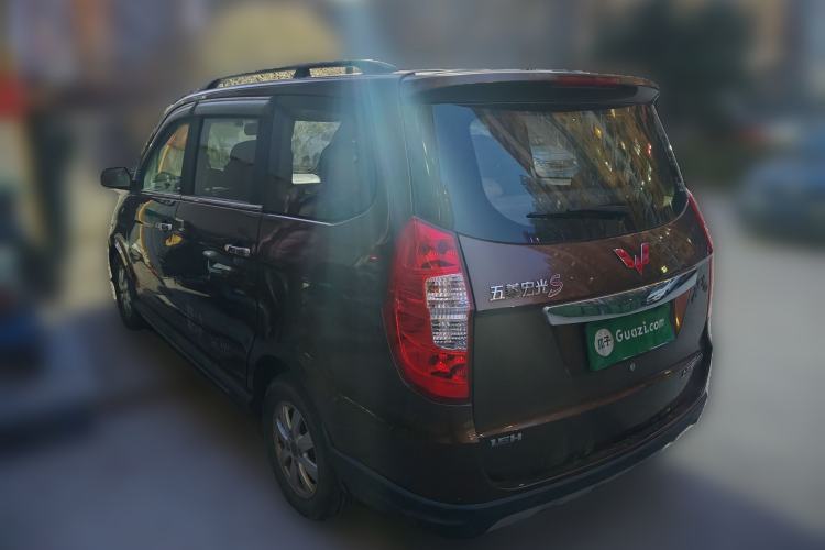 Used Wuling Hongguang 2014 1.5L S Luxury Model
