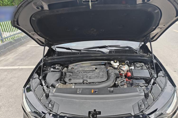 Used Buick Envision 2023 Encore Plus 652T Five-Seat Luxury Model