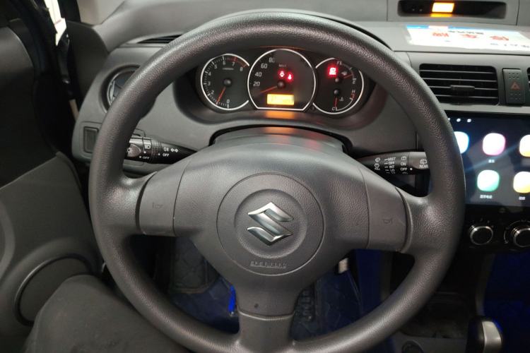 Used Suzuki Swift 2014 1.5L Automatic Fashion Edition Steering Wheel