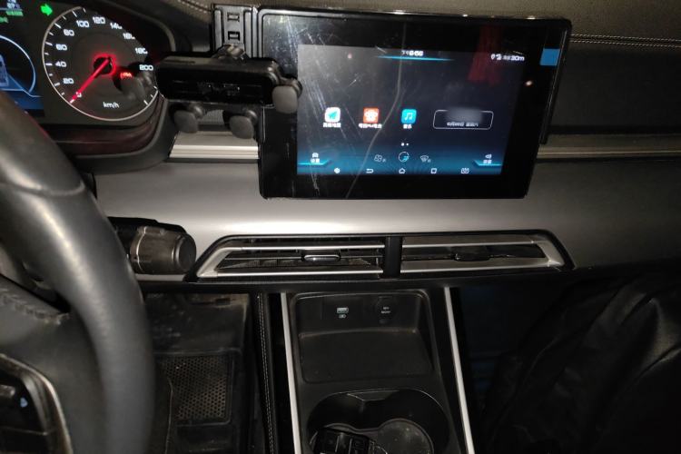 Used BYD Qin New Energy 2019 High-Range Luxury Model Audio And AC Panel