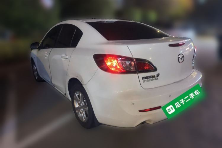 Used Mazda 3 2015 Sedan 1.6L Automatic Comfort Model
