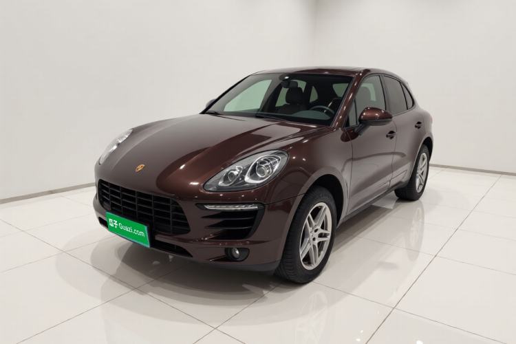 Used Porsche Macan 2017 Macan 2.0T Front Left 45 Deg