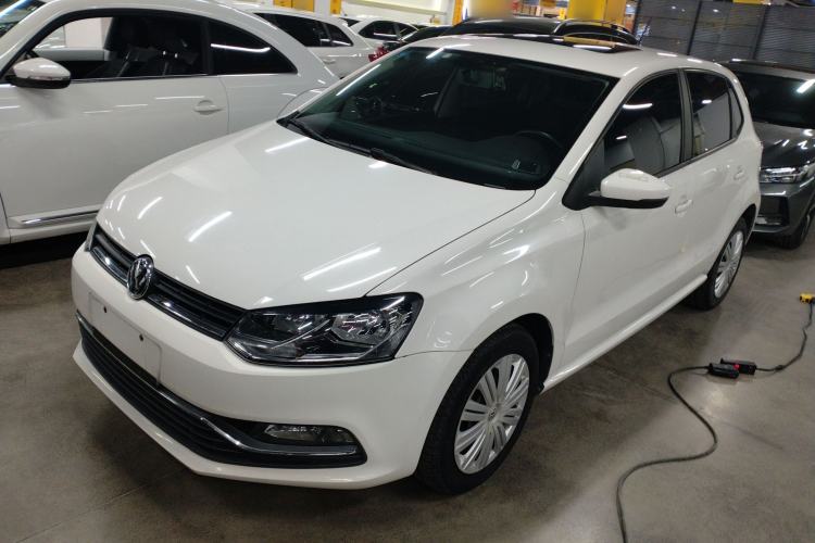 Used Volkswagen Polo 2016 1.6L Automatic Comfort Model