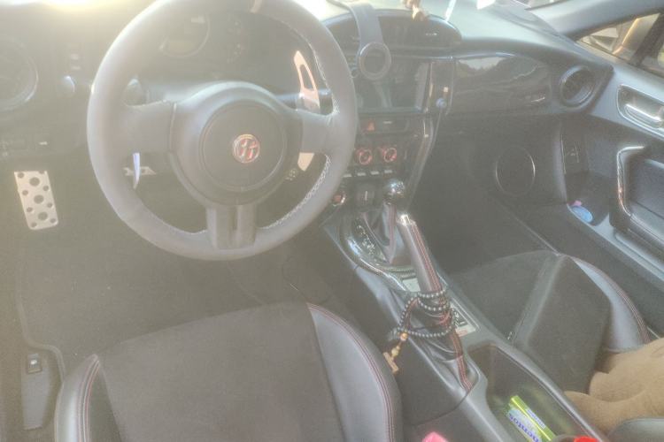 Used Toyota 86 2014 2.0L Automatic Luxury Version