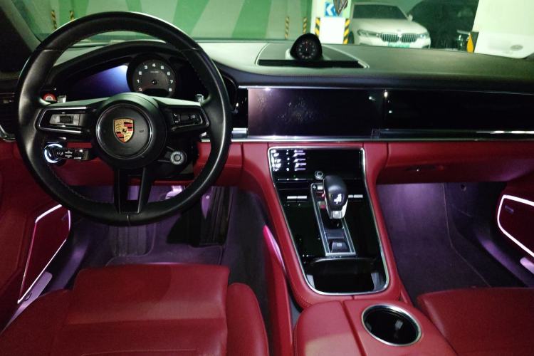 Used Porsche Panamera 2021 Panamera 4 Executive Long Wheelbase 2.9T Center Console
