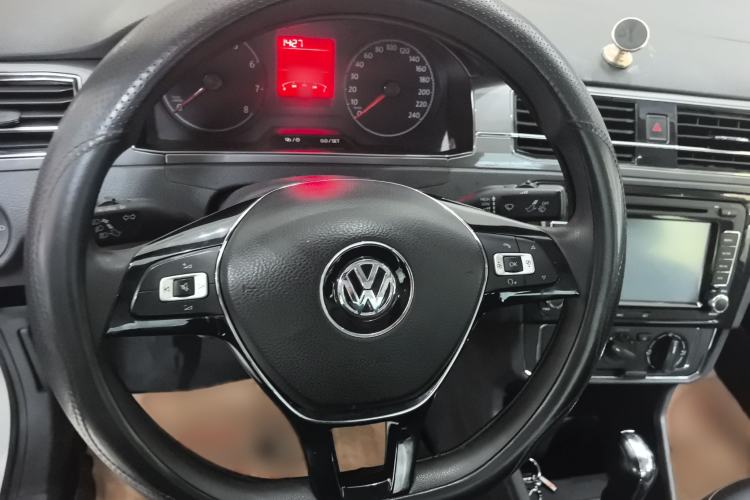 Used Volkswagen Santana 2016 1.6L Automatic Comfort Edition
